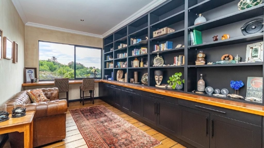 4 Bedroom Property for Sale in Hansmoeskraal A H Western Cape